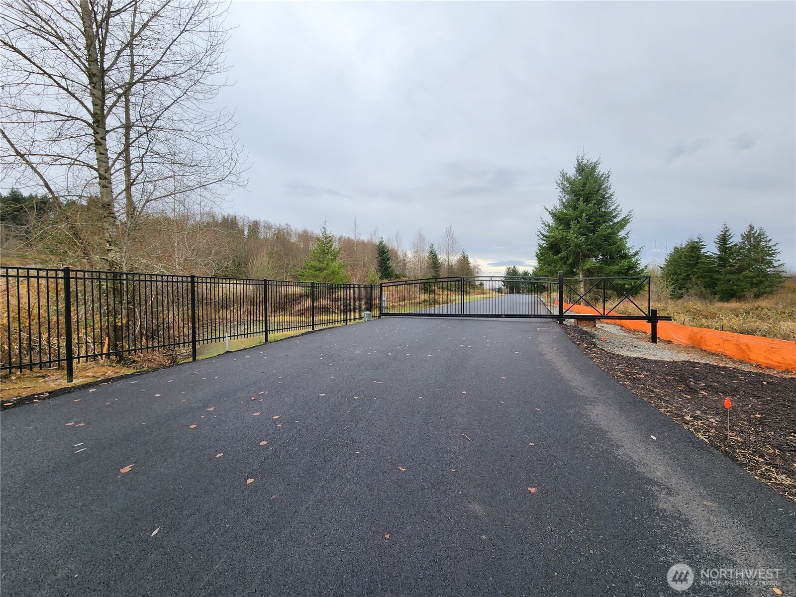 1824 Salzer Creek Drive Property Photo 24