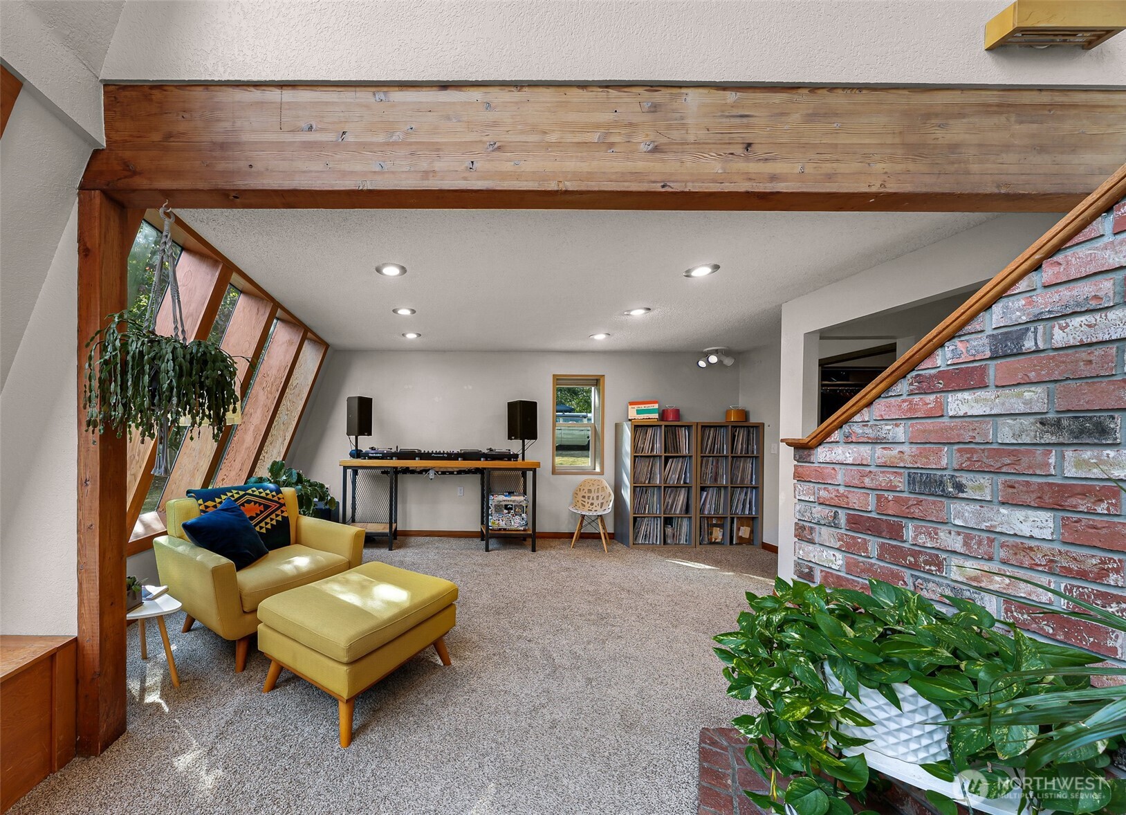 6143 Church Road Property Photo 7