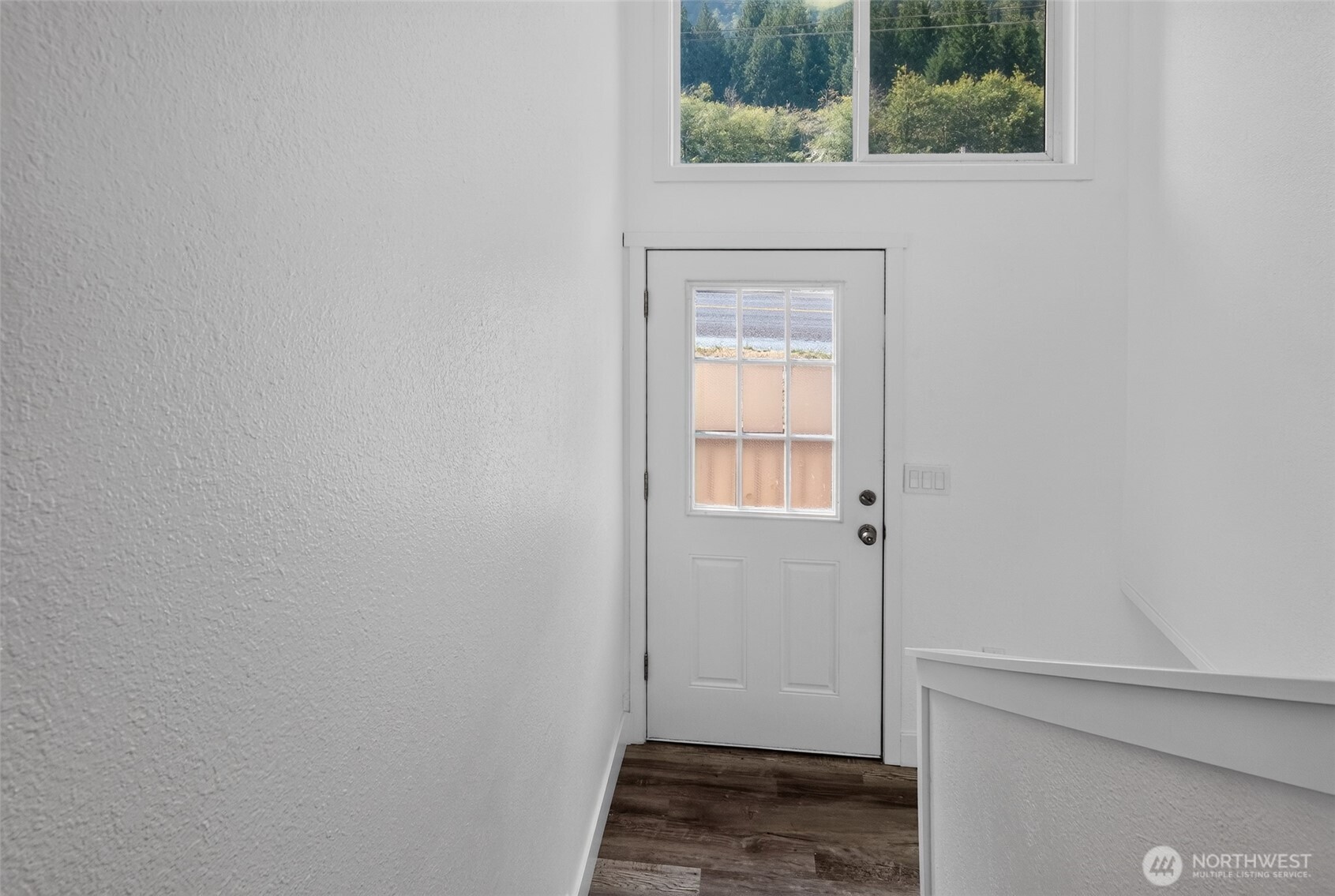 620 Westlake Ave. Property Photo 3