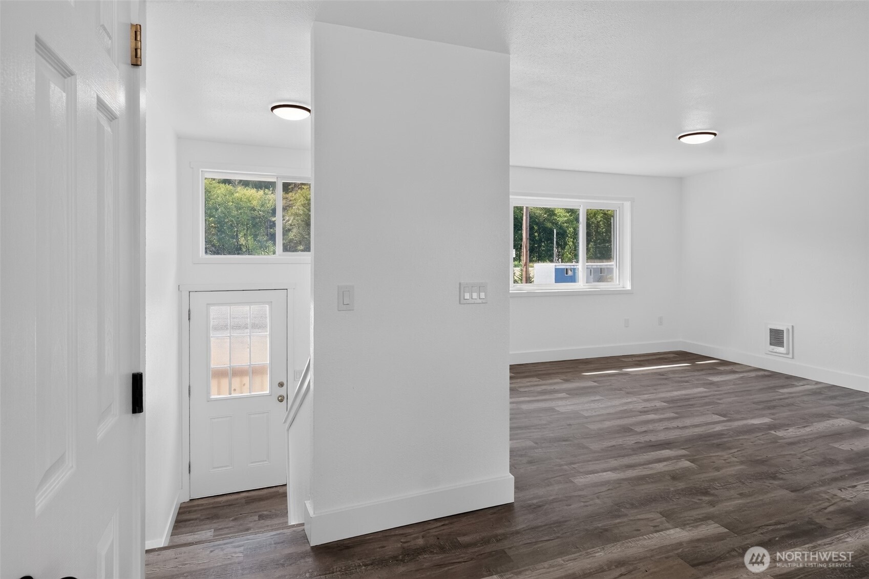 620 Westlake Ave. Property Photo 4