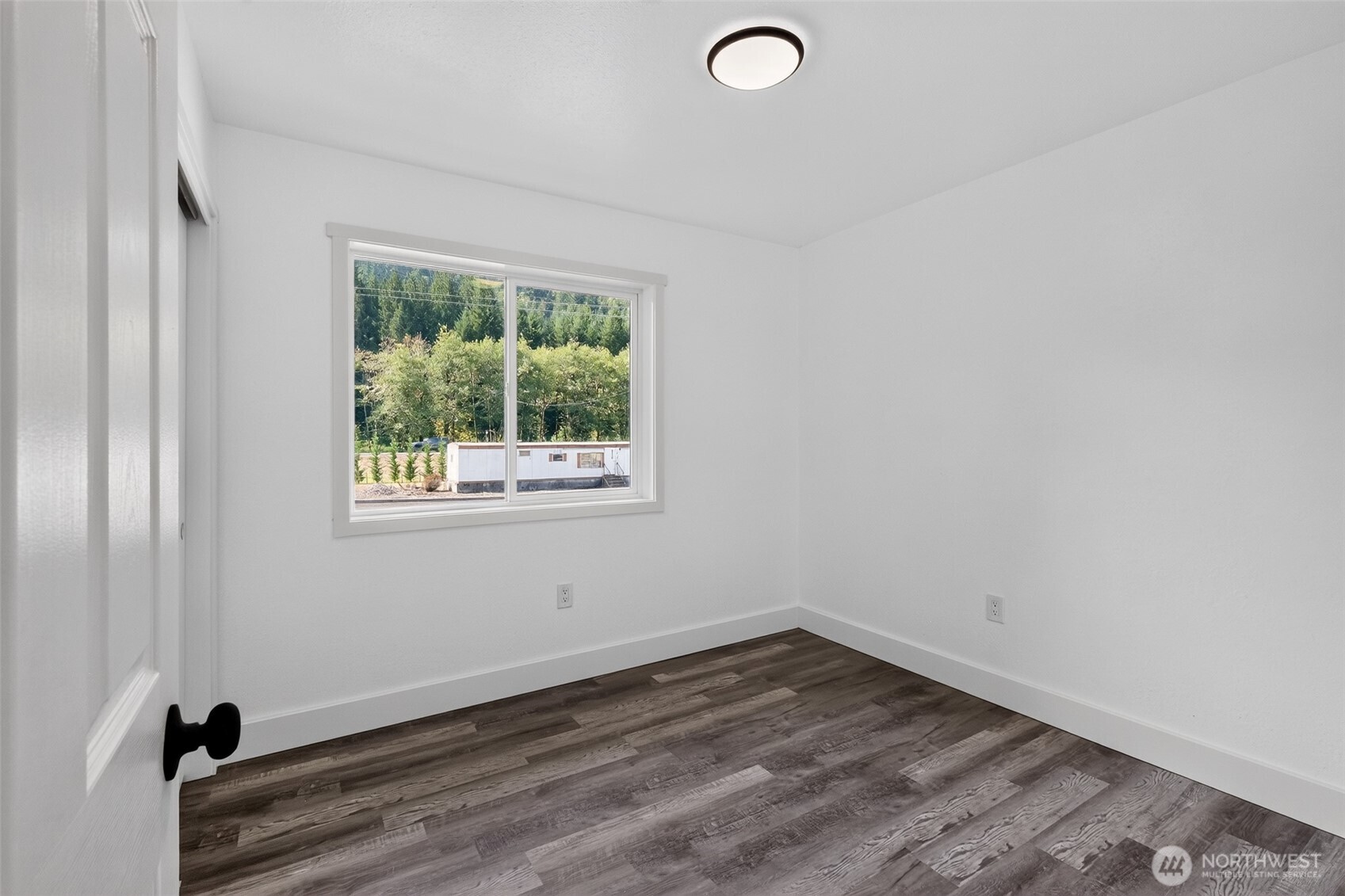 620 Westlake Ave. Property Photo 16