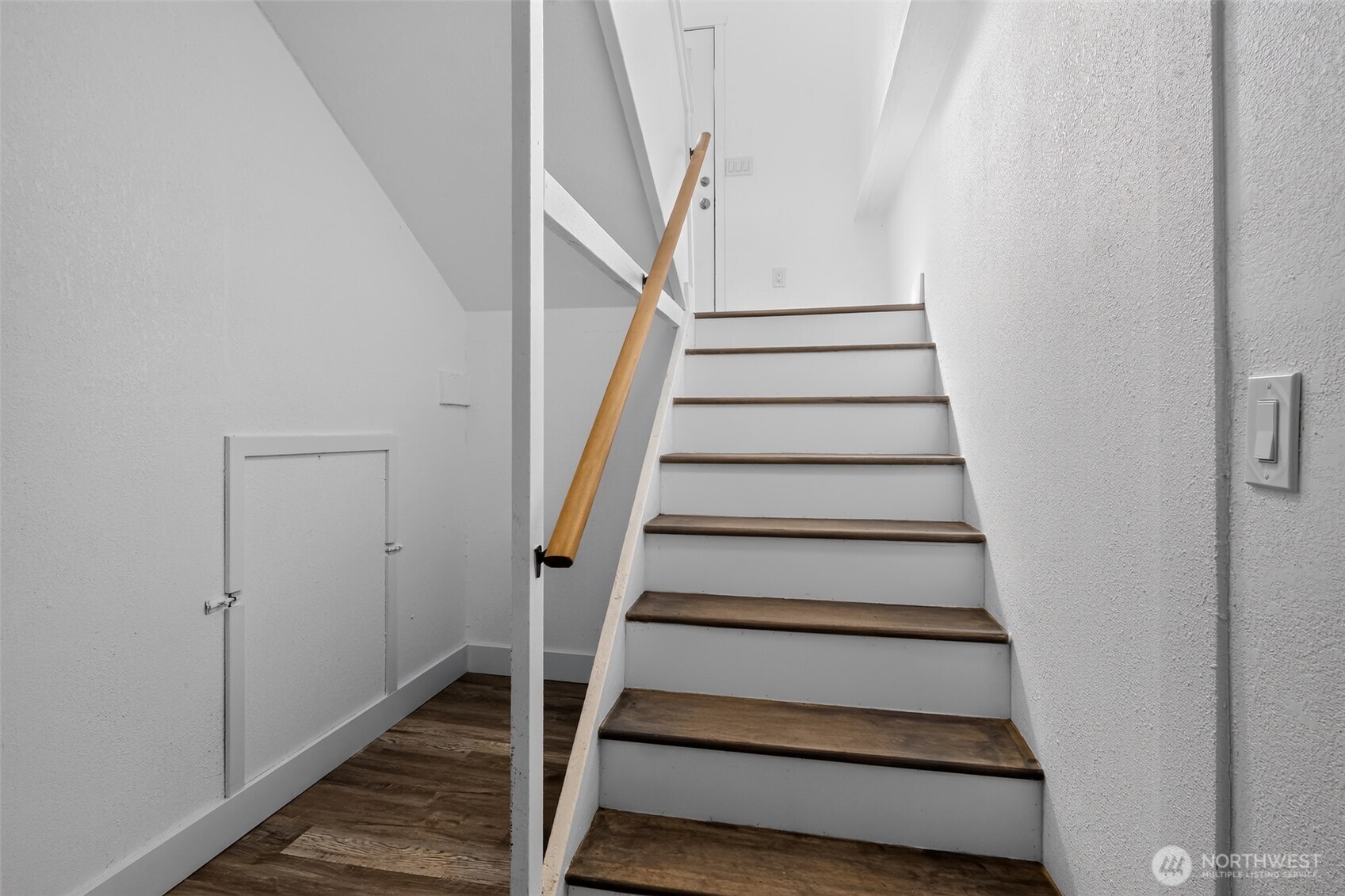 620 Westlake Ave. Property Photo 25