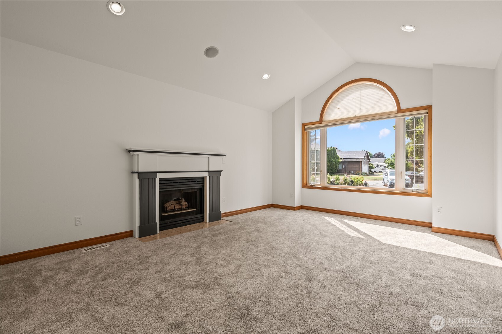1160 N Cascade Court Property Photo 6