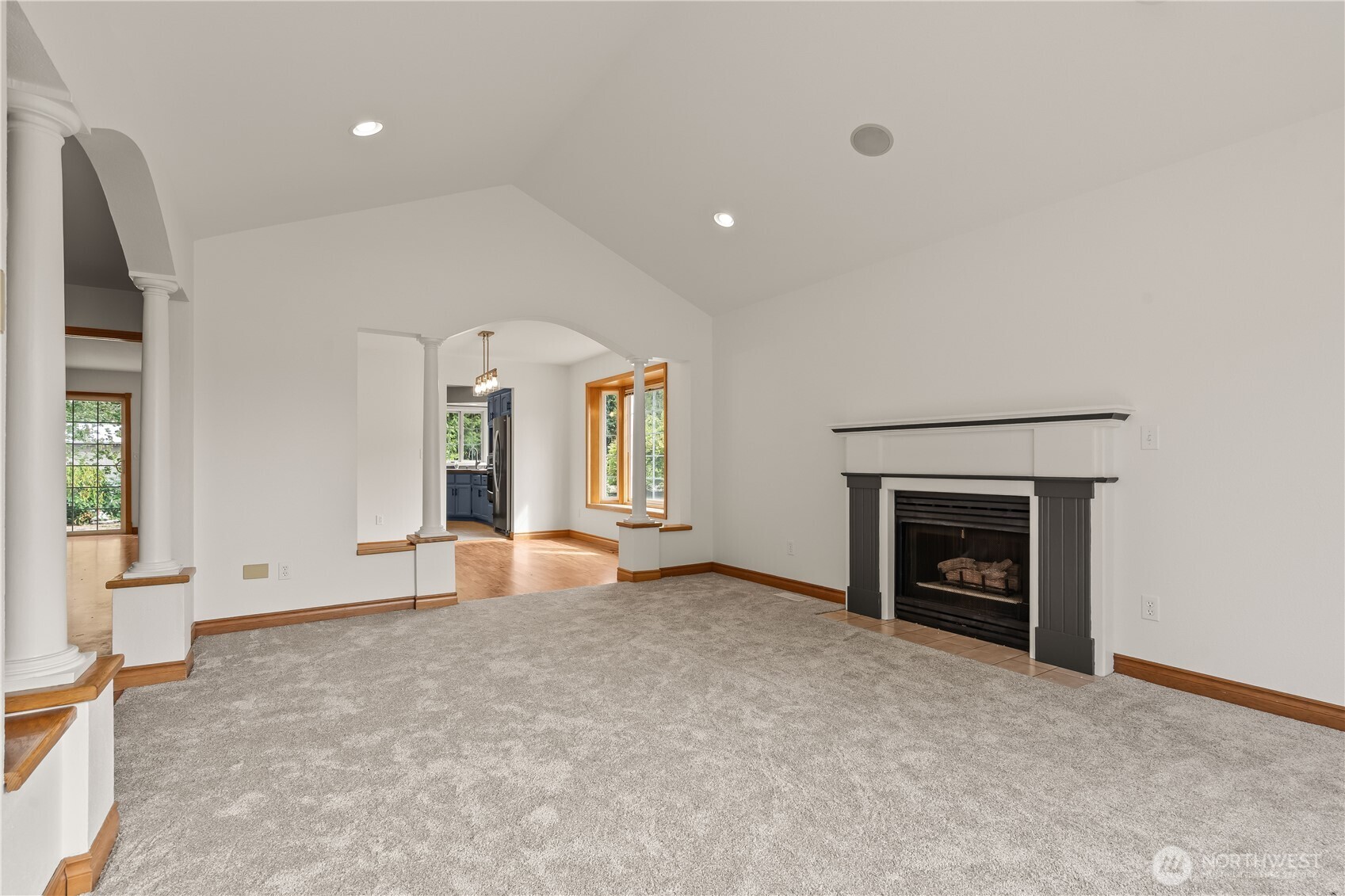 1160 N Cascade Court Property Photo 8