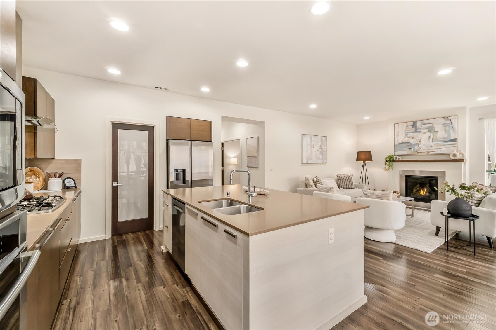 4033 168th Place Property Photo 11