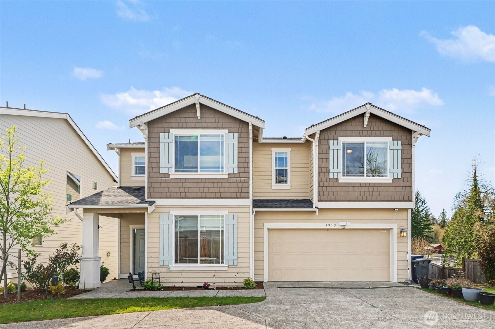 7913 39th Place Property Photo 1