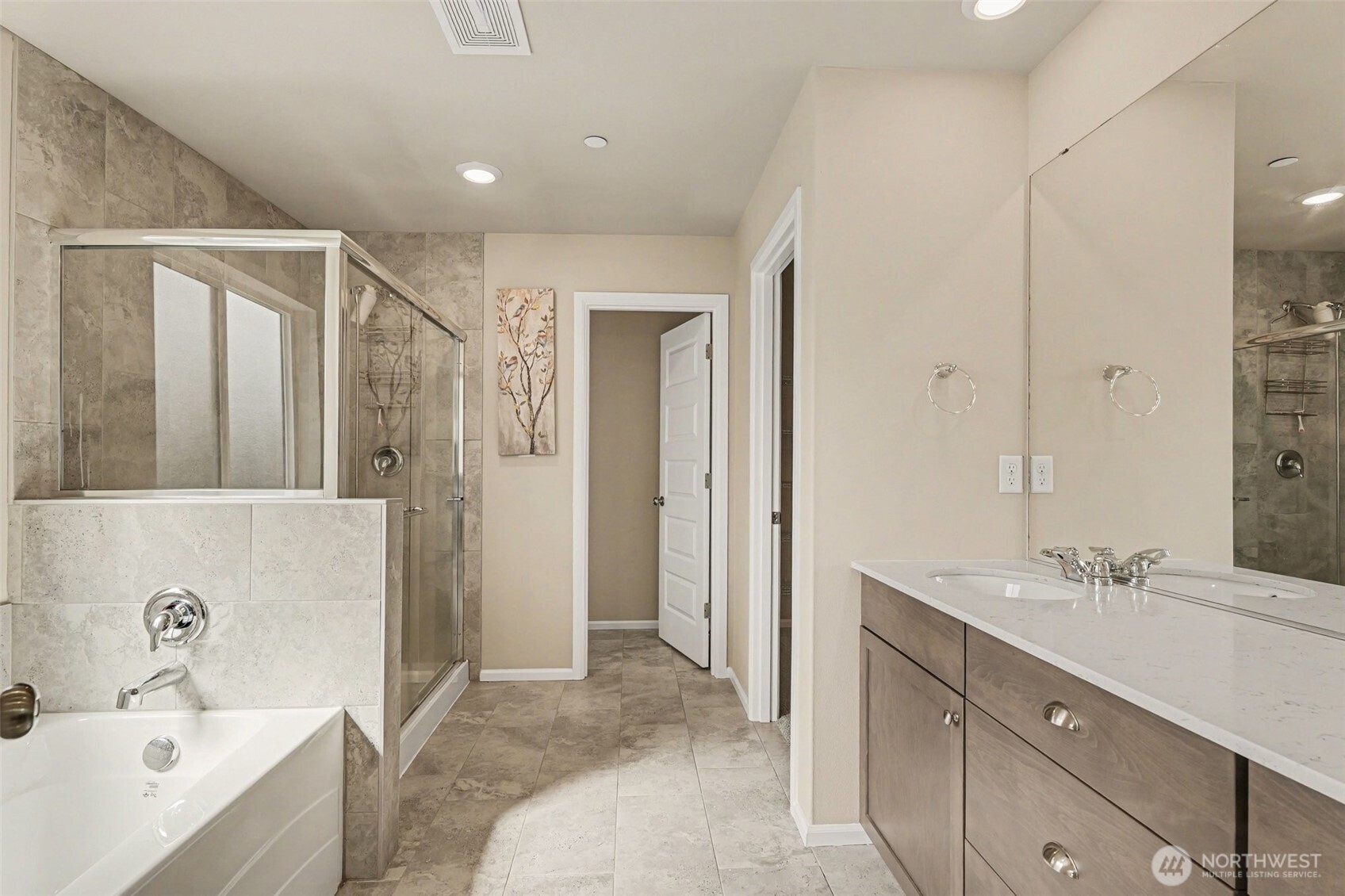 7913 39th Place Property Photo 17