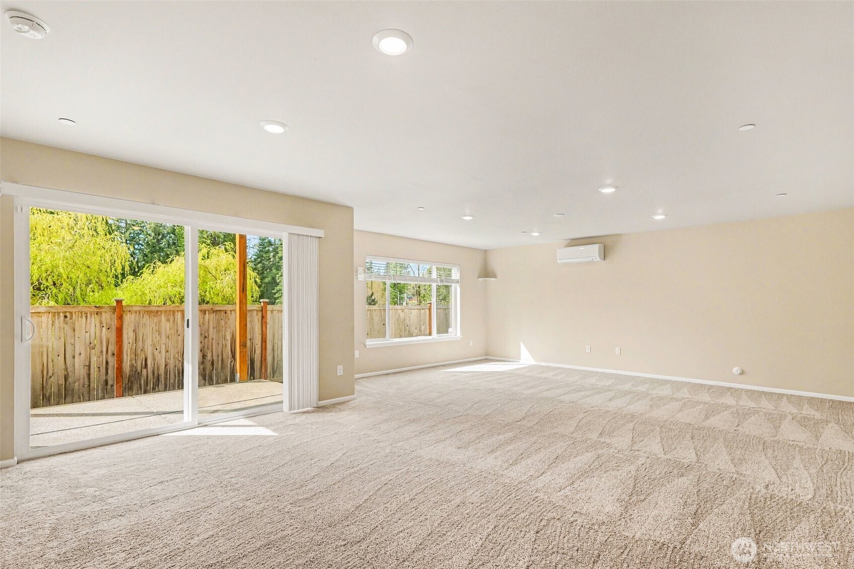 7913 39th Place Property Photo 24