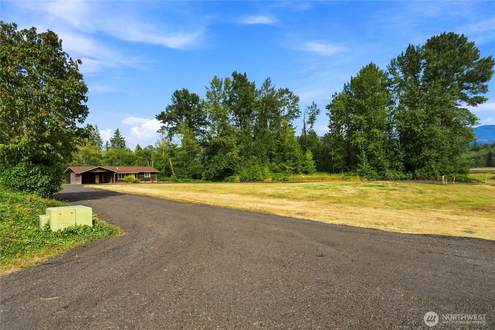 5410 Saxon Road Property Photo 4