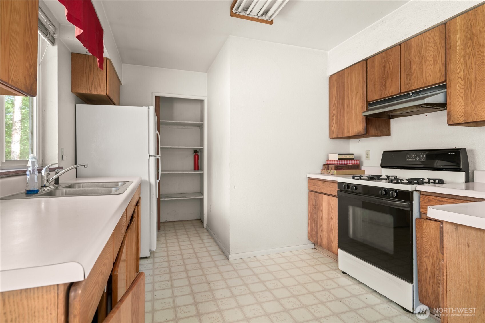 5410 Saxon Road Property Photo 8