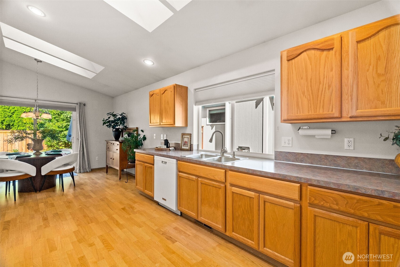 2422 Boulevard Heights Loop Property Photo 13