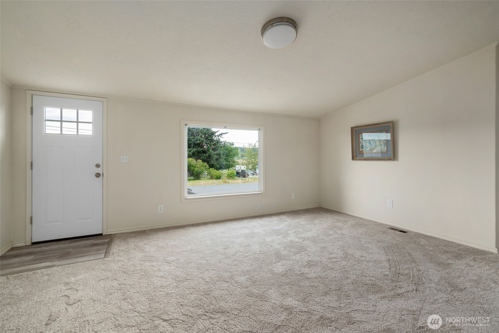 1012 Shawn Avenue Property Photo 6