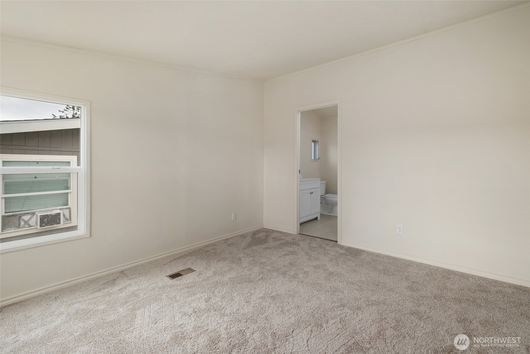 1012 Shawn Avenue Property Photo 27