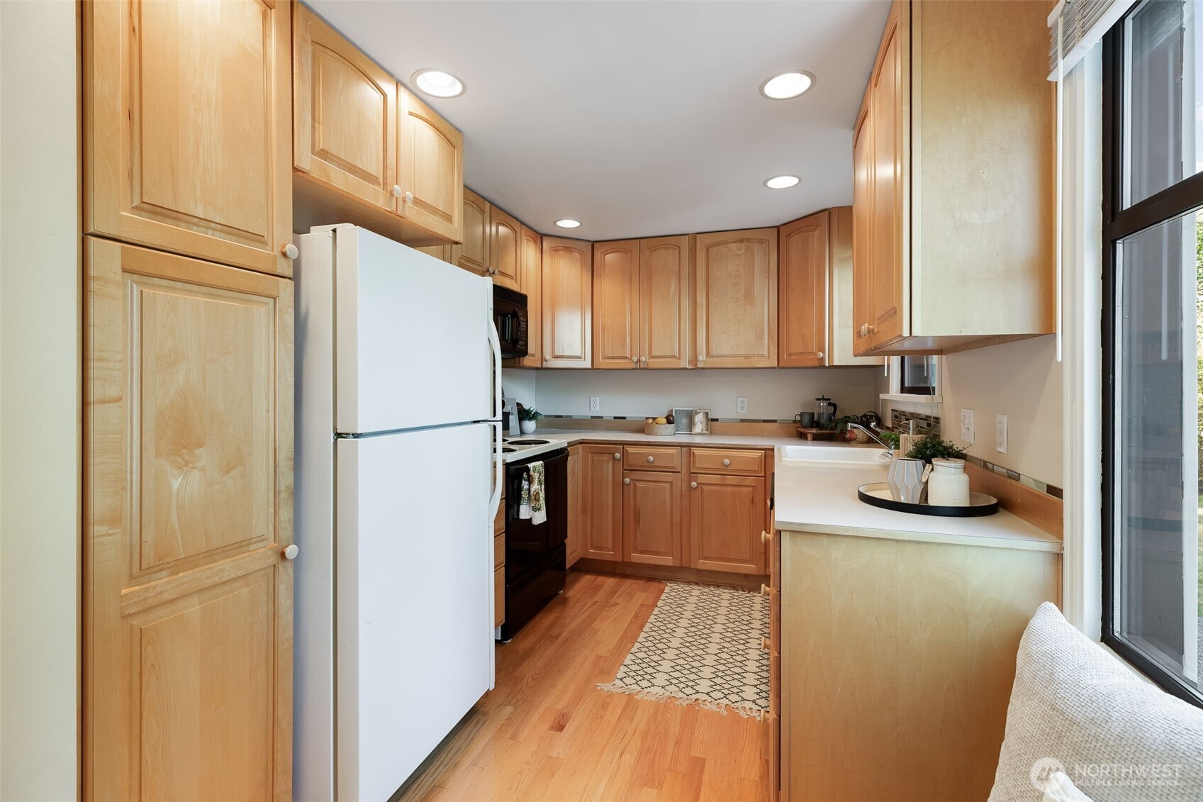 16025 10th Ave Property Photo 14