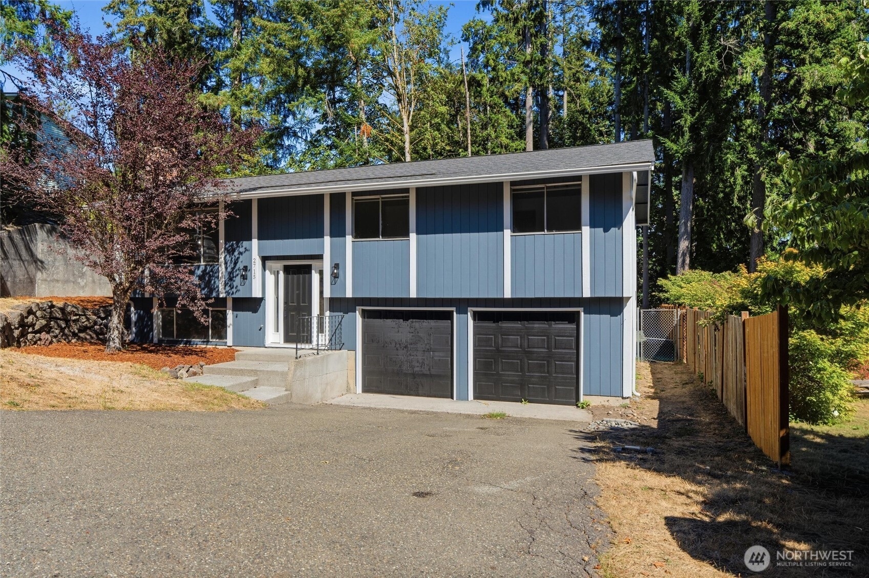 2715 Lodgepole Drive Property Photo 1