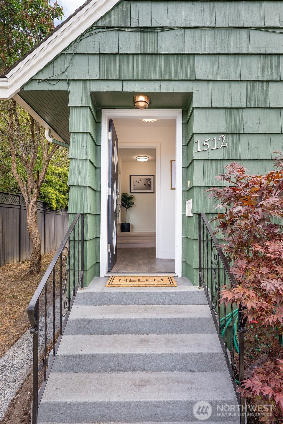 1512 6th Avenue Property Photo 3