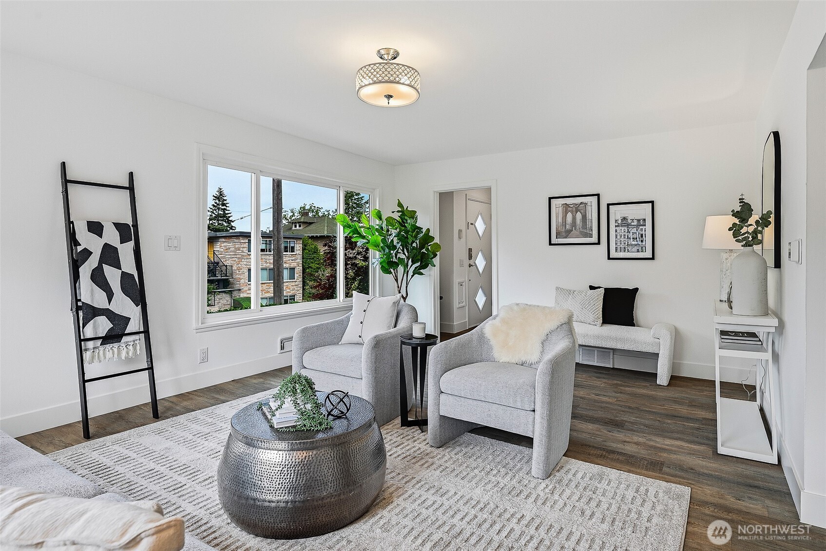 1512 6th Avenue Property Photo 4