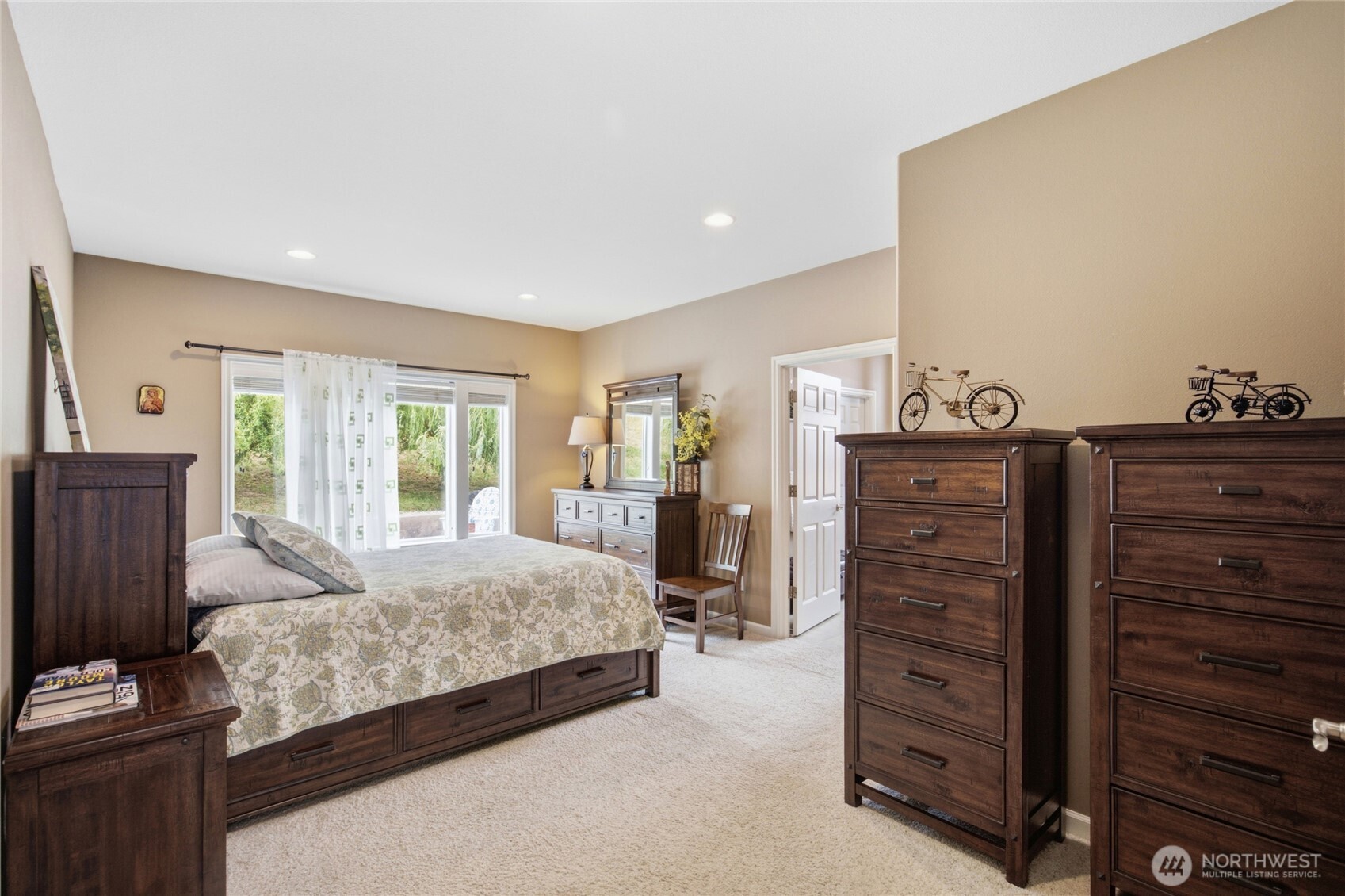 9245 Piperhill Drive Property Photo 10