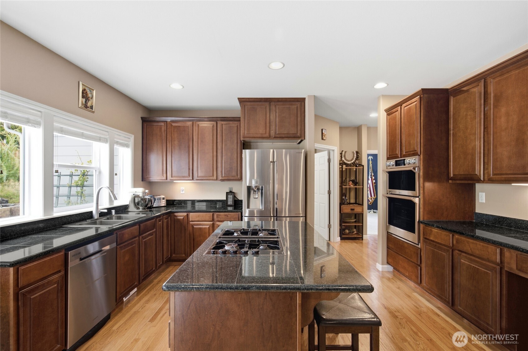 9245 Piperhill Drive Property Photo 18