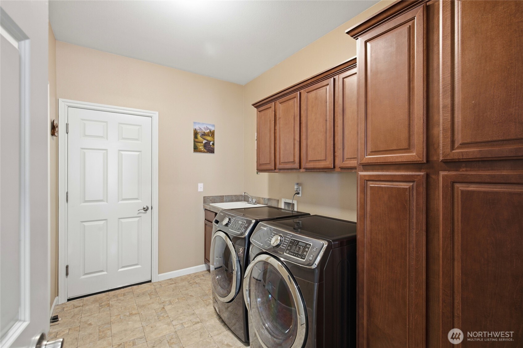 9245 Piperhill Drive Property Photo 34