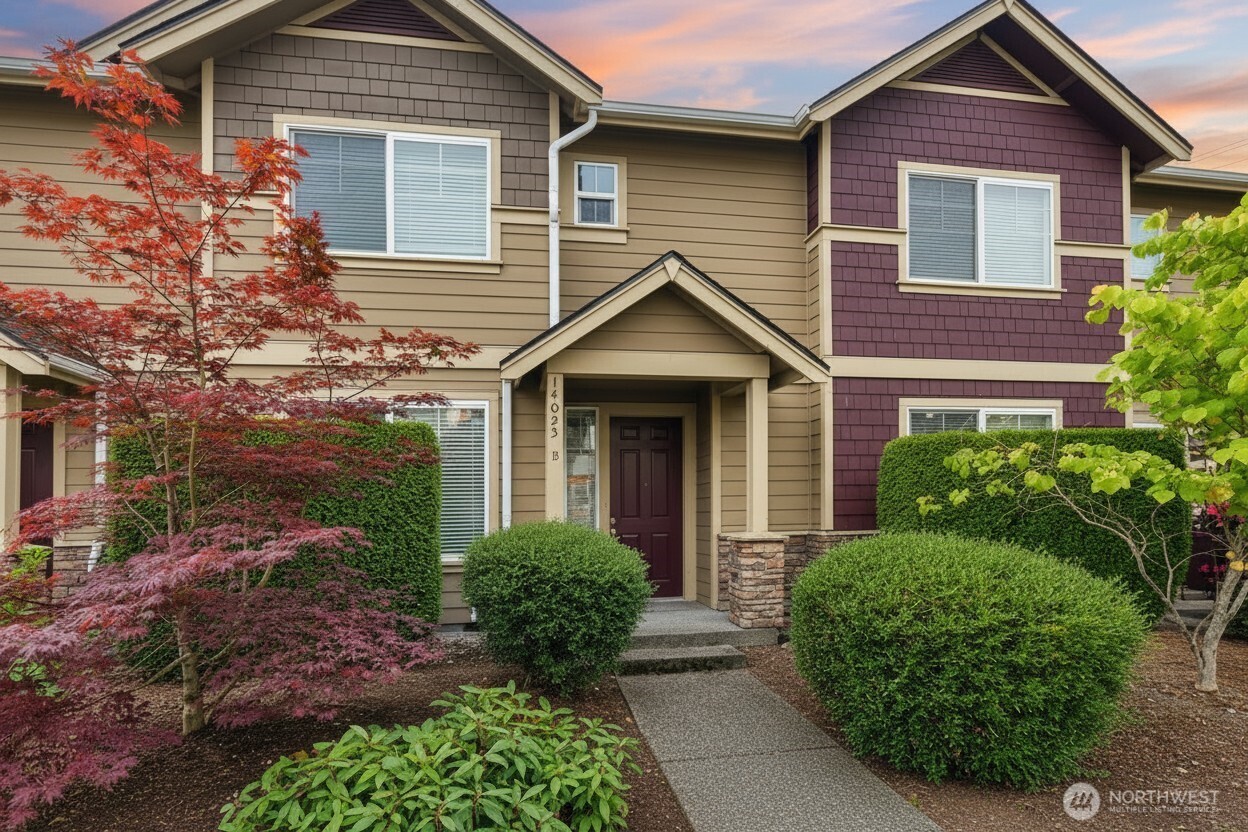 14023 34th Drive B Property Photo 1
