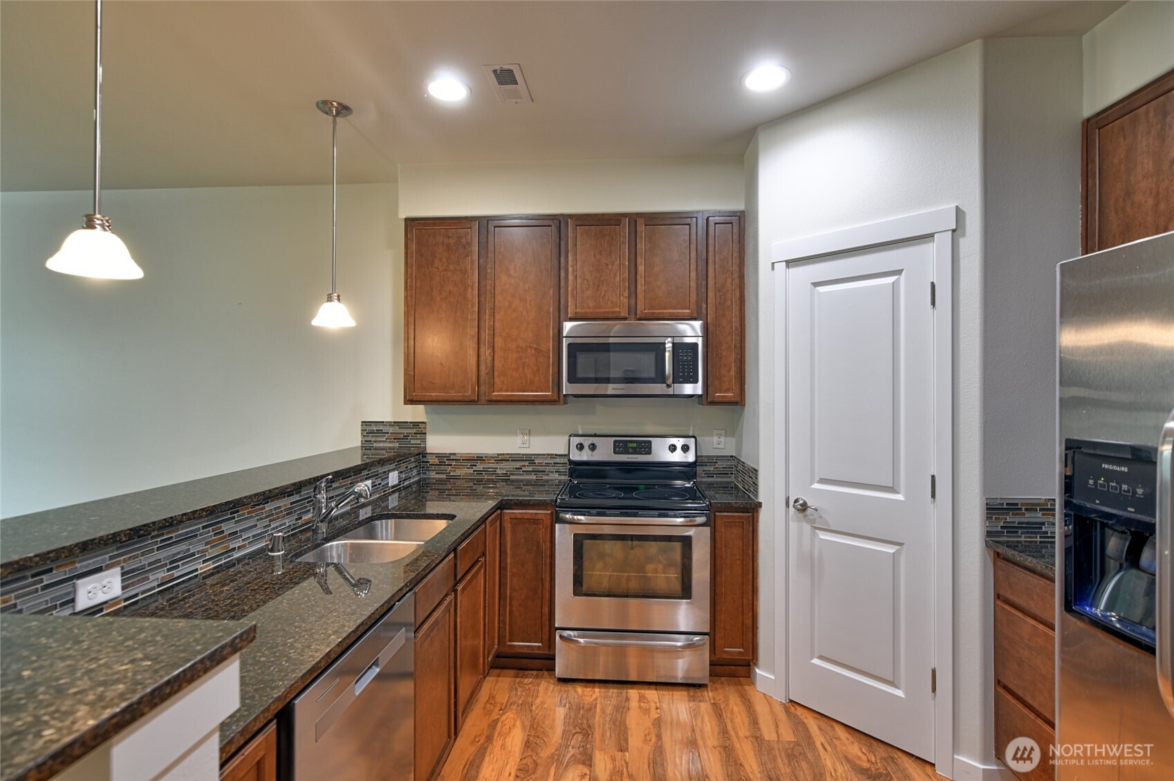 14023 34th Drive B Property Photo 11