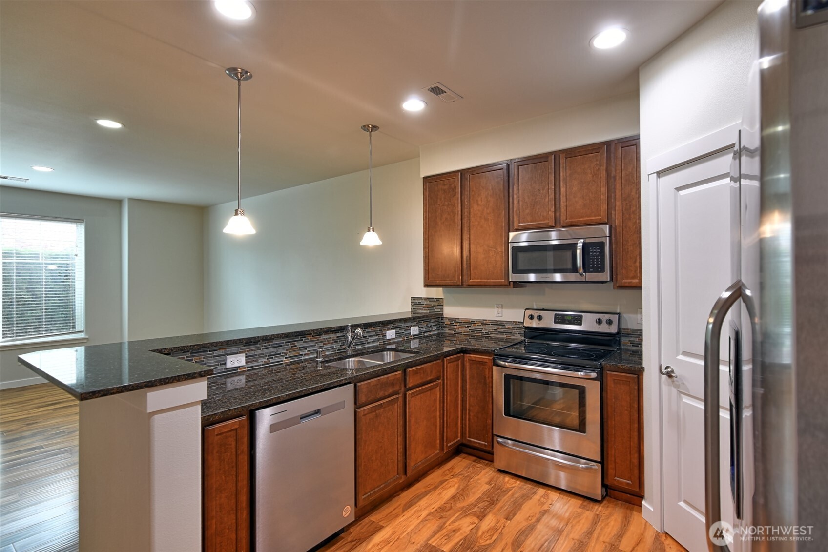14023 34th Drive B Property Photo 15