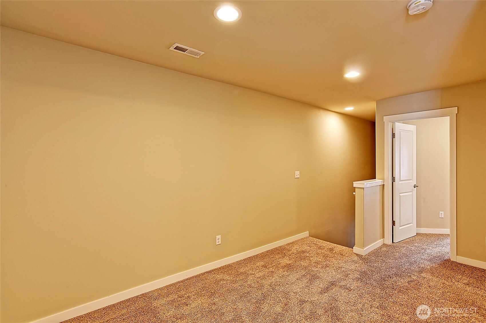14023 34th Drive B Property Photo 18