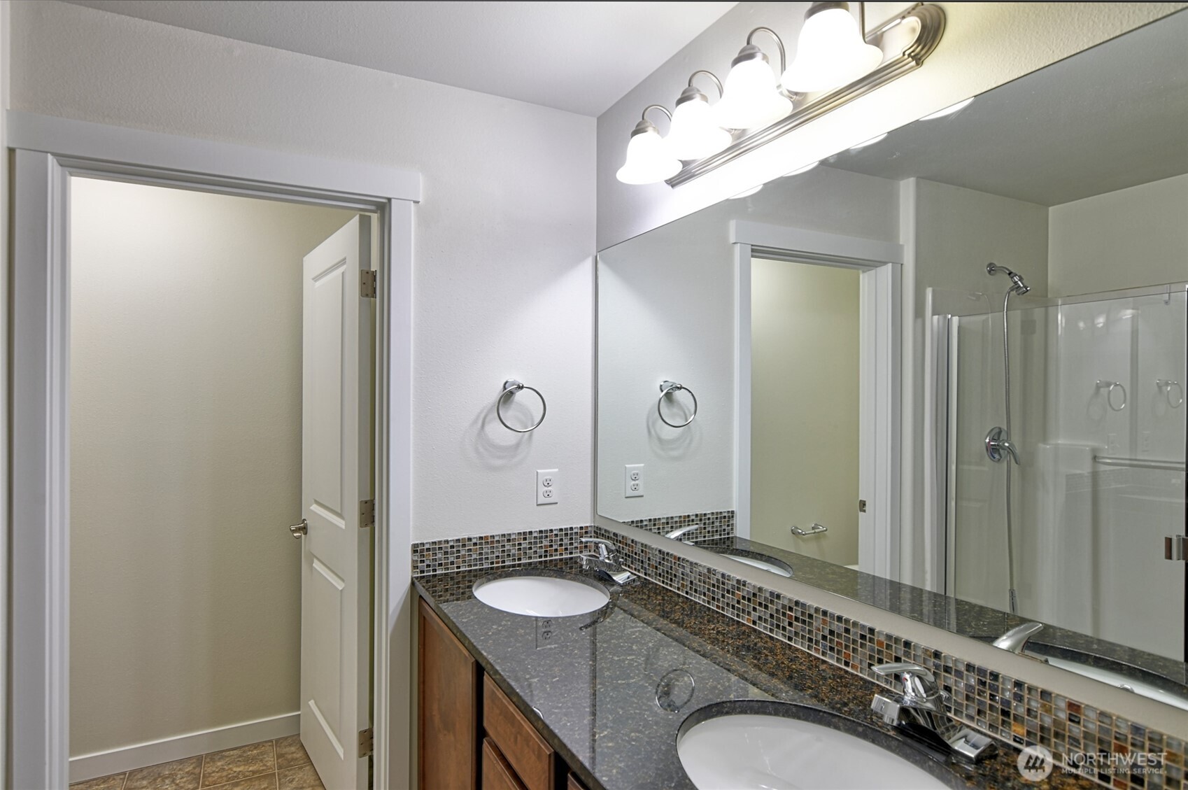 14023 34th Drive B Property Photo 22