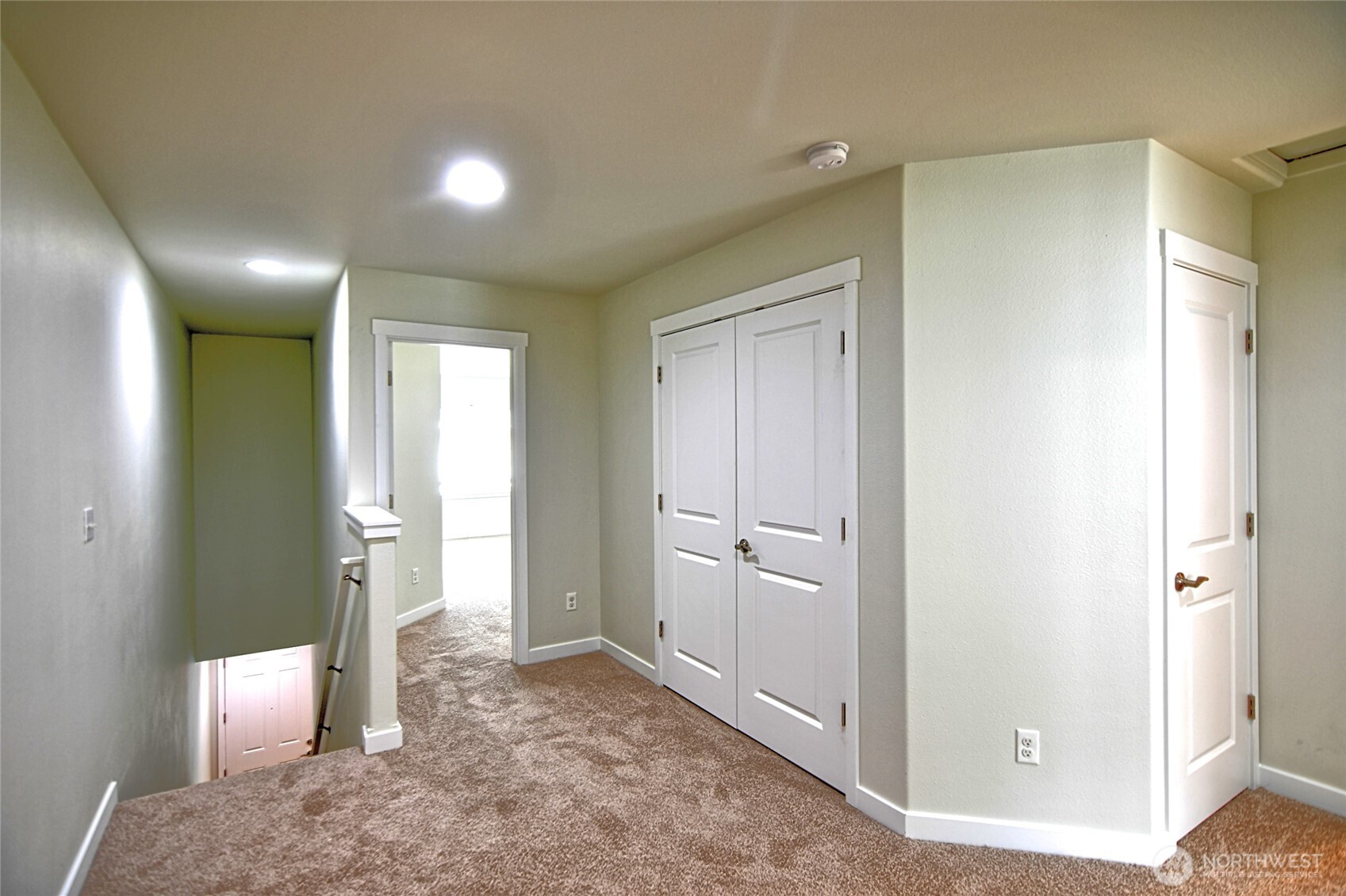 14023 34th Drive B Property Photo 27