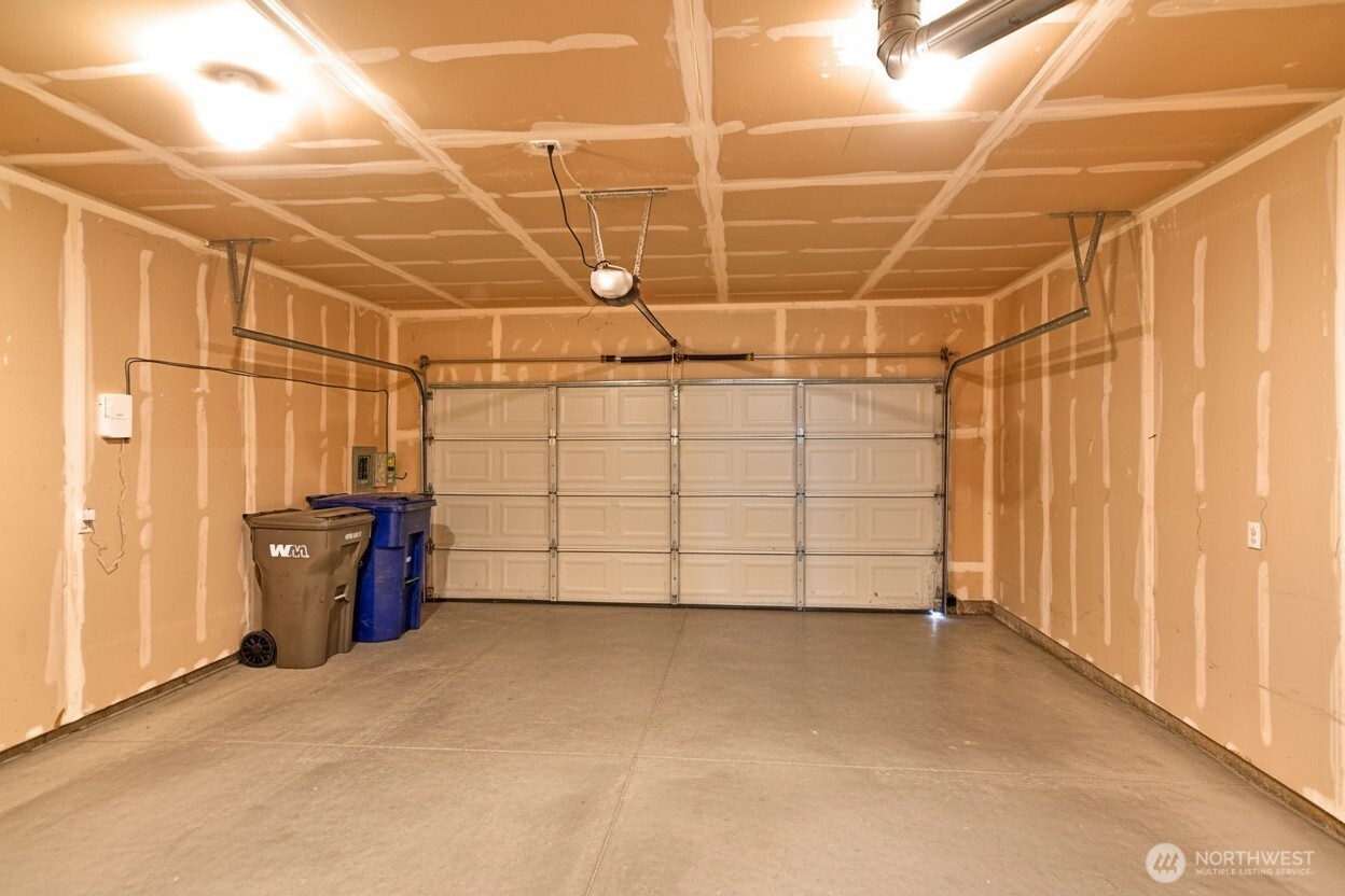 14023 34th Drive B Property Photo 31