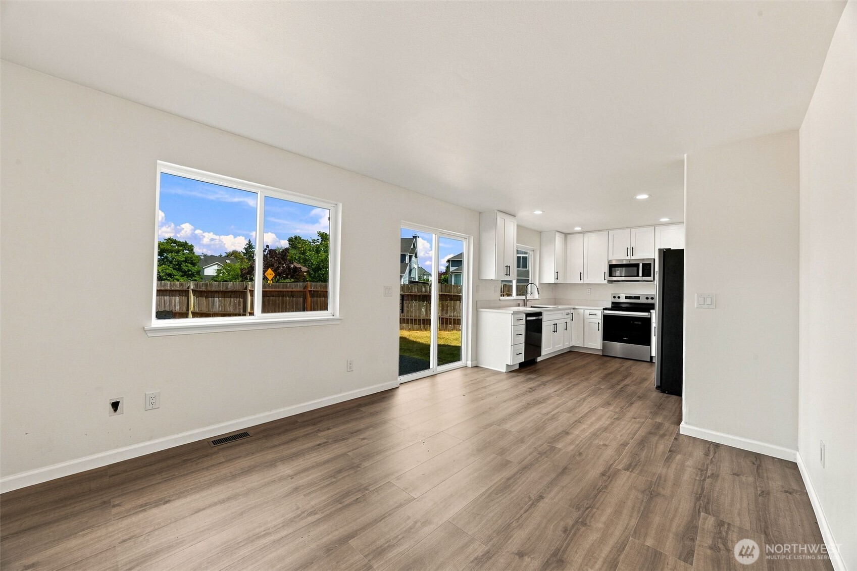 6521 26th St Ne Property Photo 19