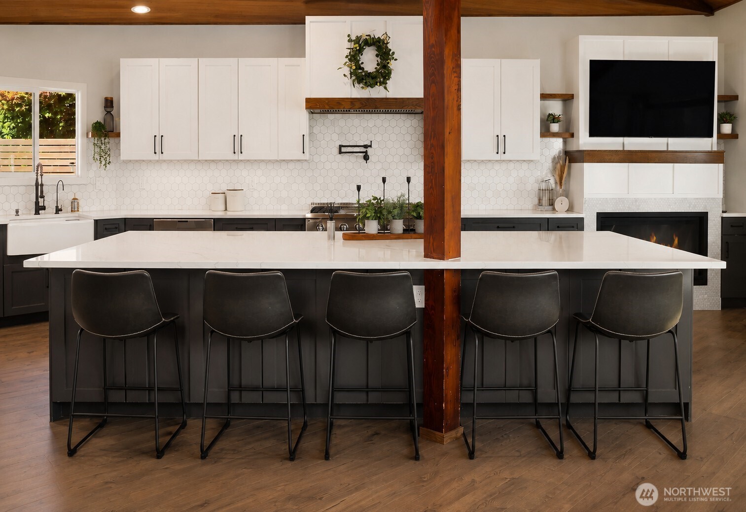 7017 165th Place Property Photo 8