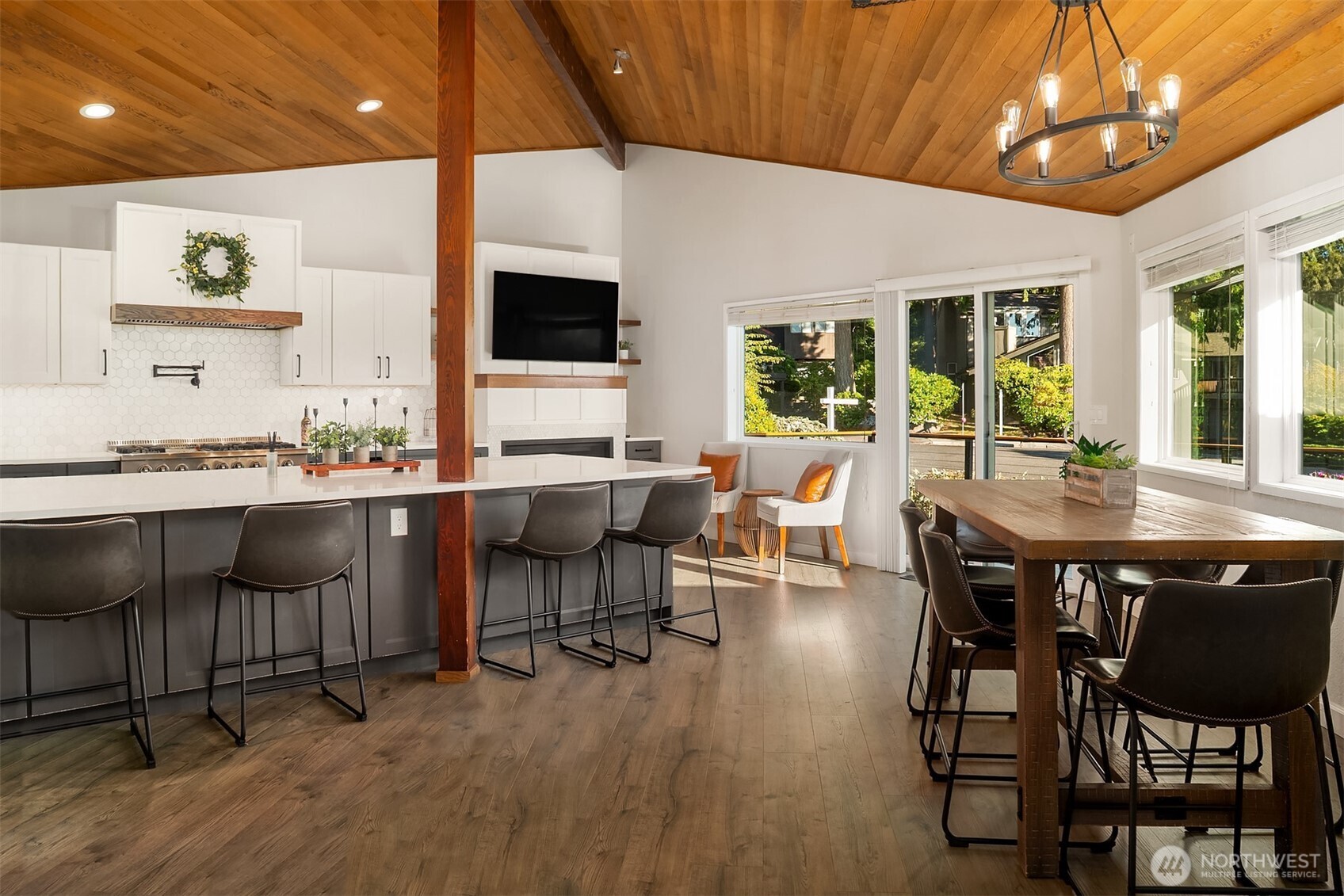 7017 165th Place Property Photo 10