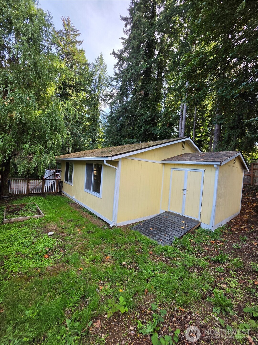 288 Decatur Avenue Property Photo 7