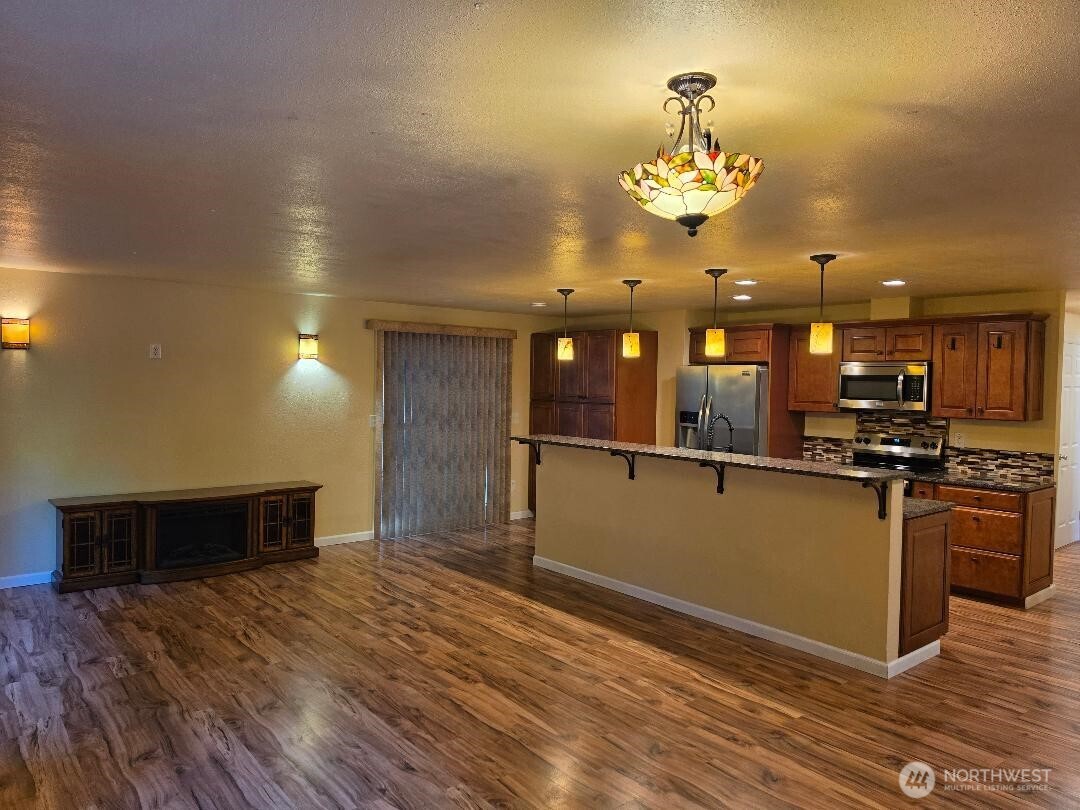 288 Decatur Avenue Property Photo 10