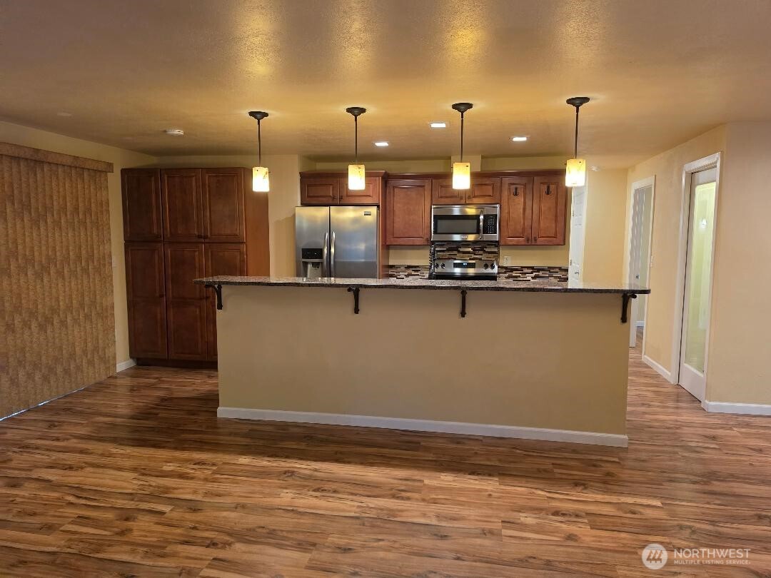 288 Decatur Avenue Property Photo 12