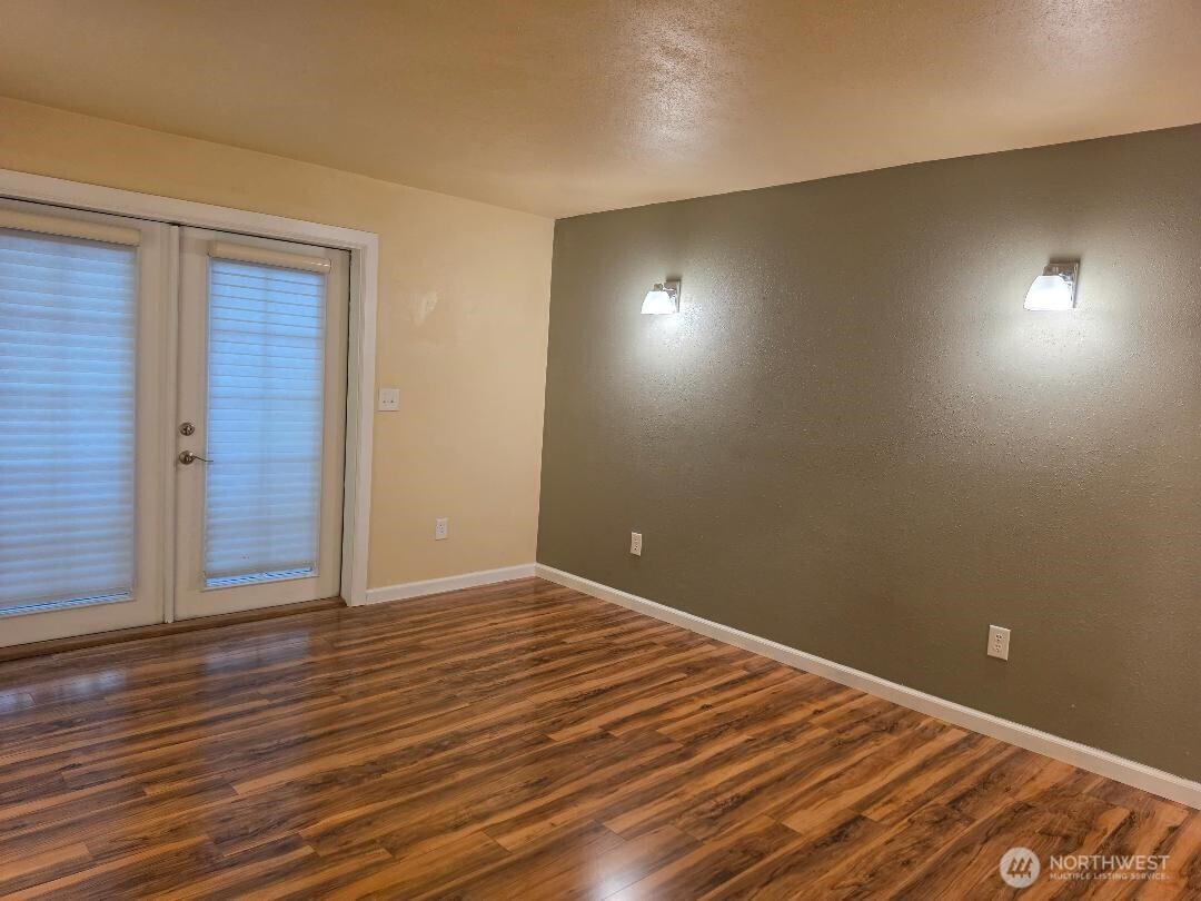 288 Decatur Avenue Property Photo 21