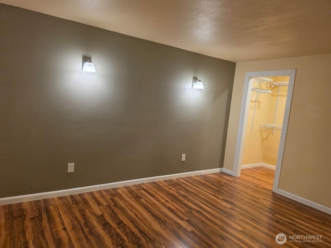 288 Decatur Avenue Property Photo 22