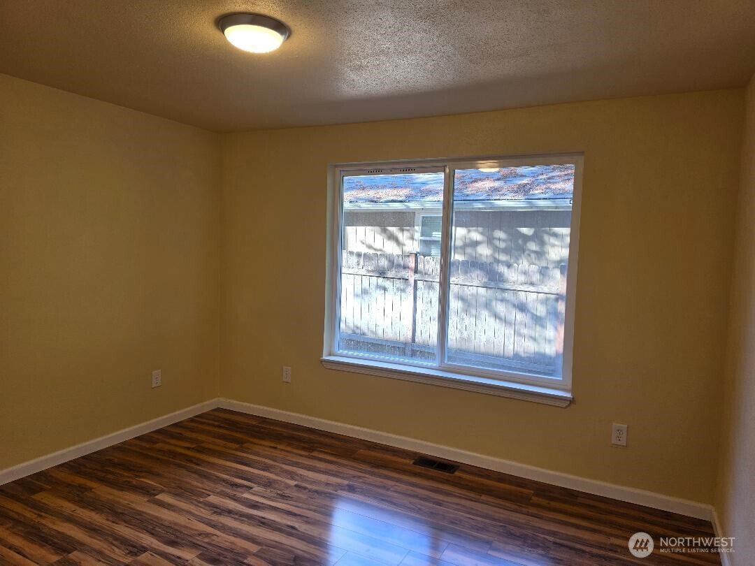288 Decatur Avenue Property Photo 28