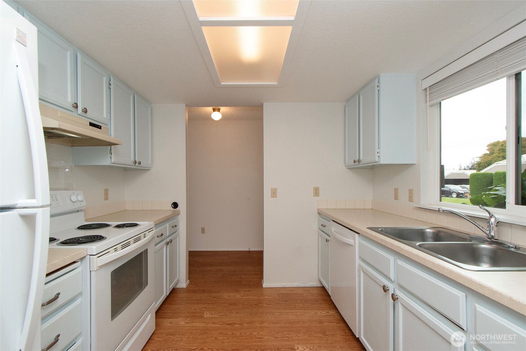 863 N Littlejohn Way Property Photo 3