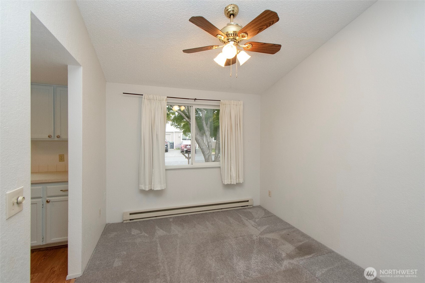863 N Littlejohn Way Property Photo 13