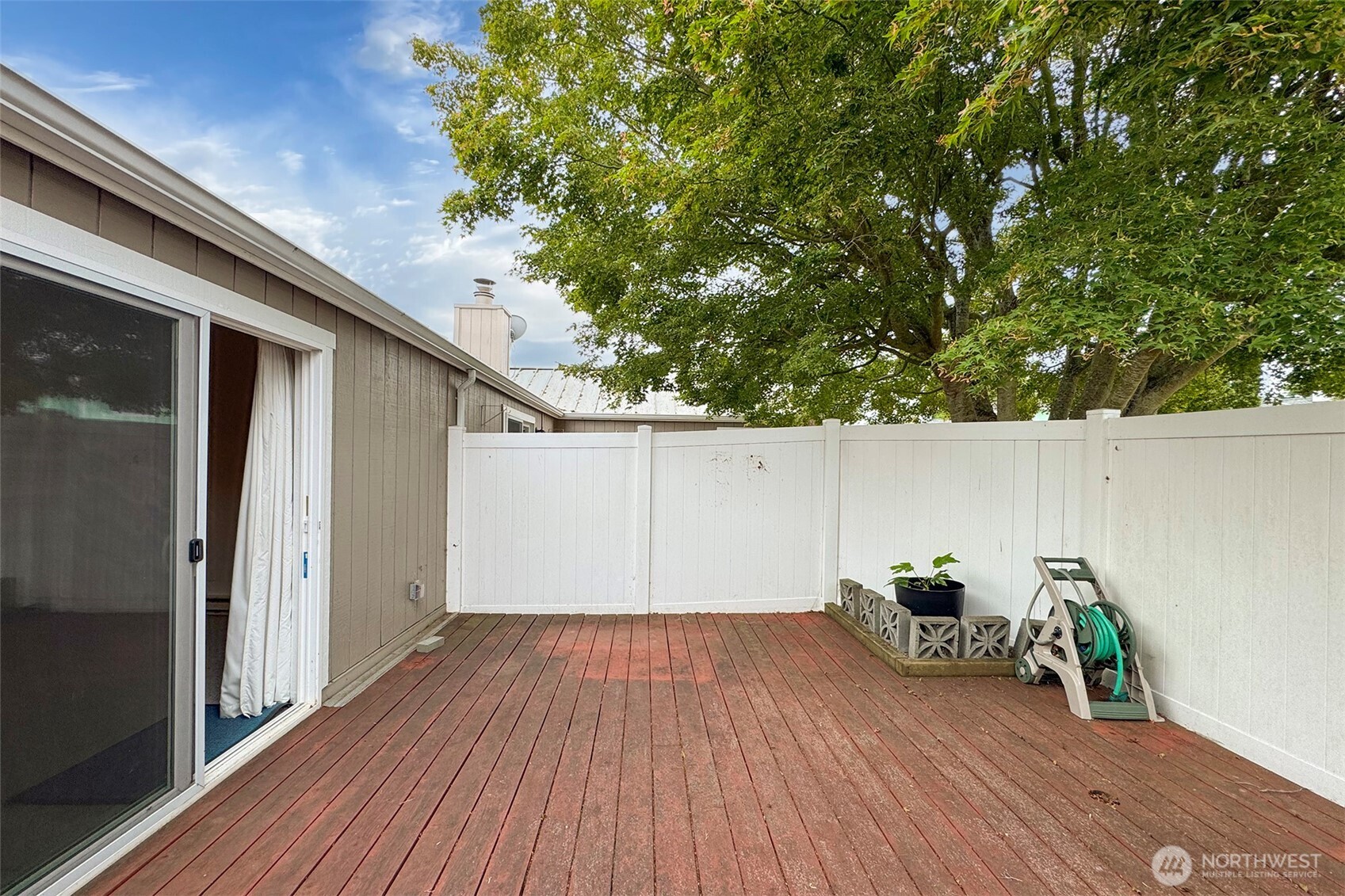 863 N Littlejohn Way Property Photo 25