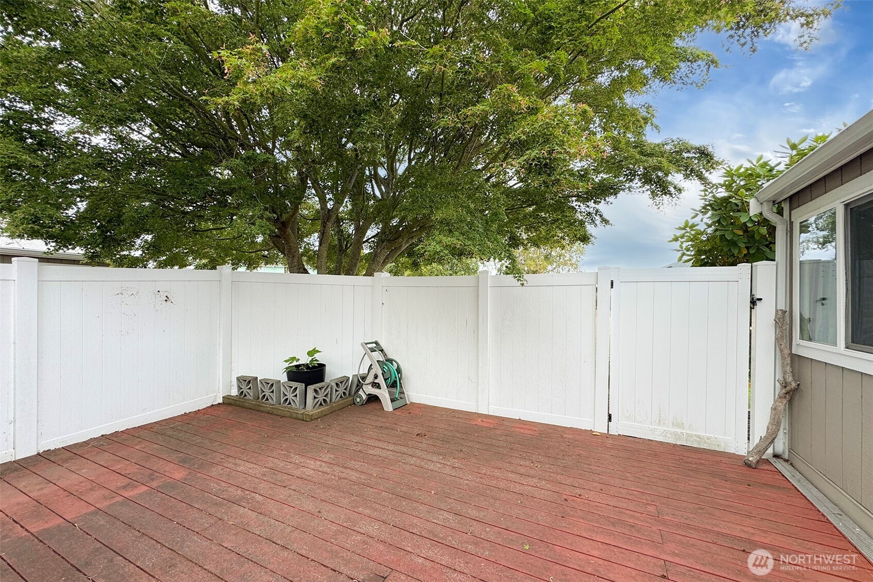 863 N Littlejohn Way Property Photo 27