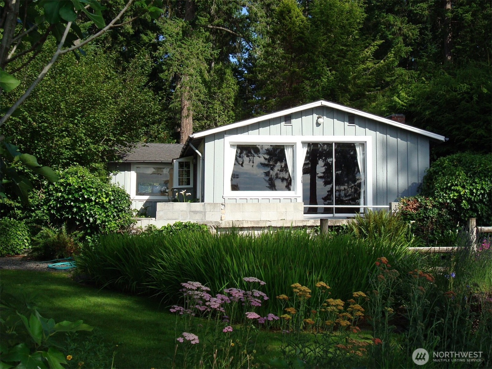 3722 Forest Beach Drive Property Photo 9
