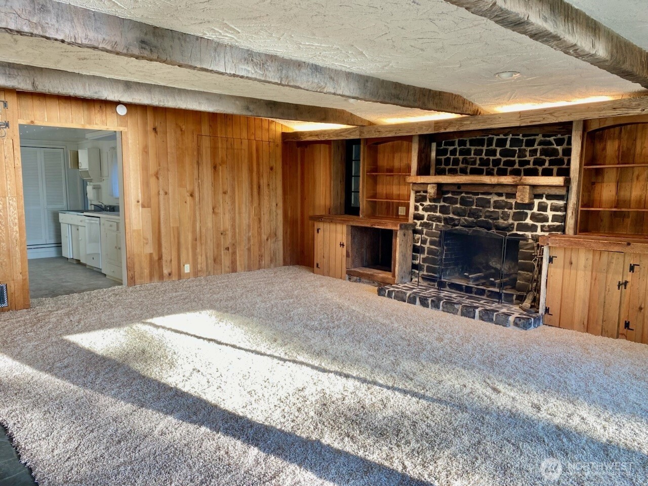 3722 Forest Beach Drive Property Photo 18