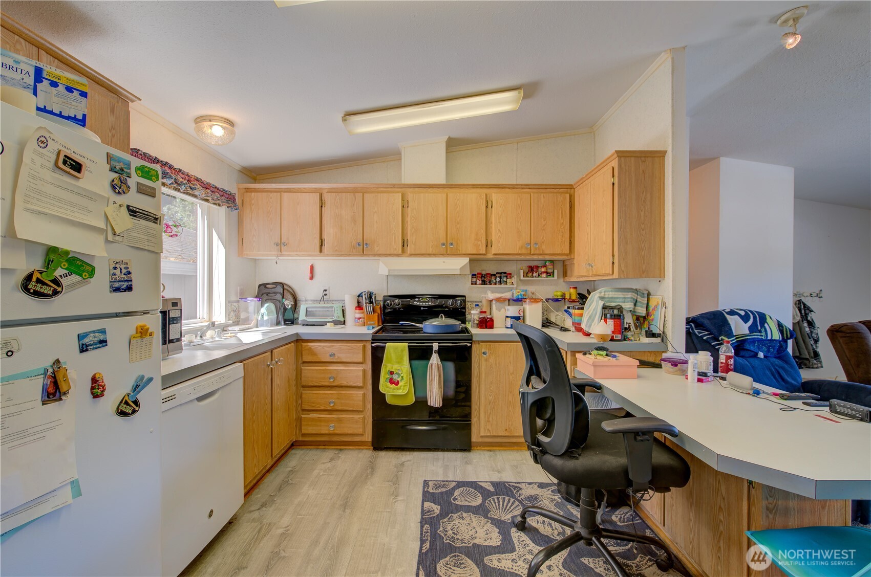 24307 Birch Place Property Photo 9
