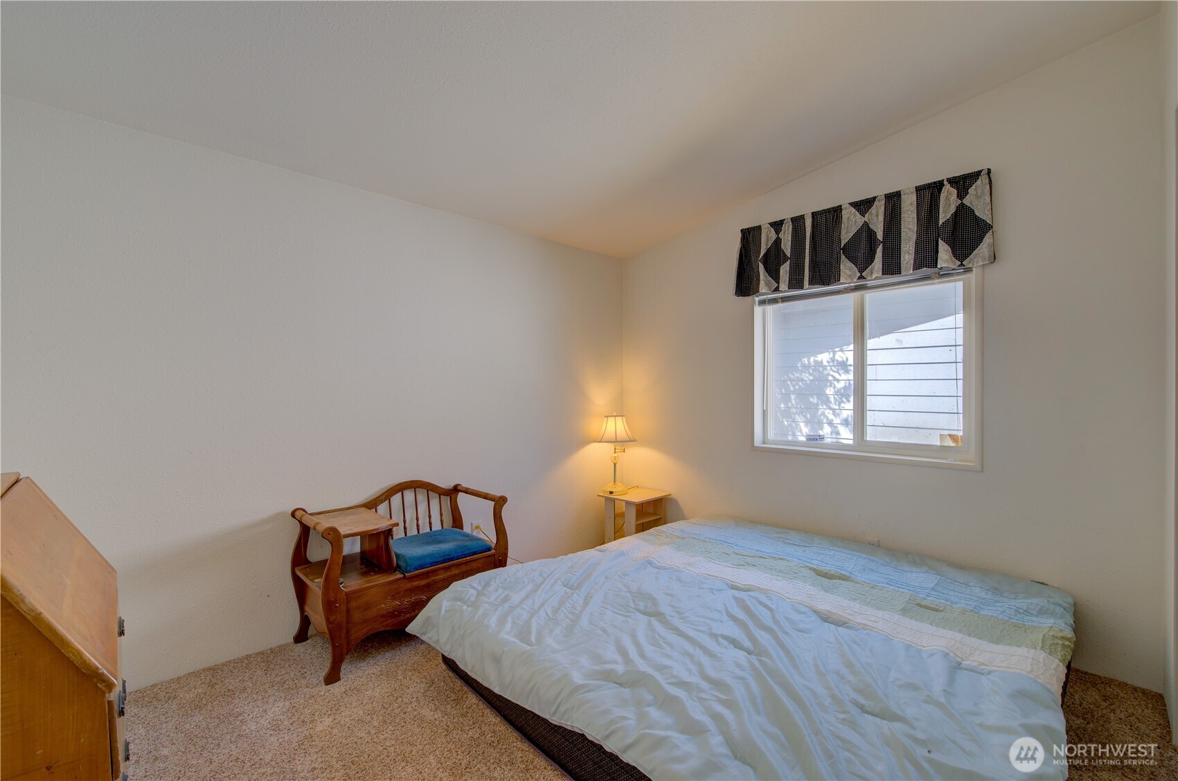 24307 Birch Place Property Photo 14