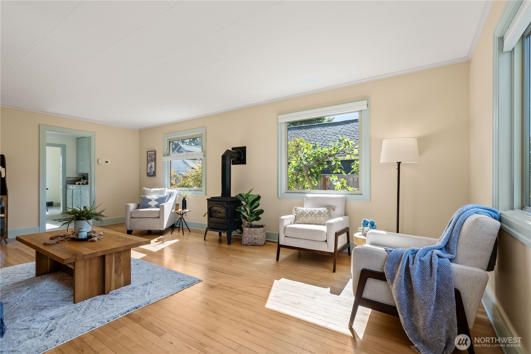 2208 Jaeger Street Property Photo 12