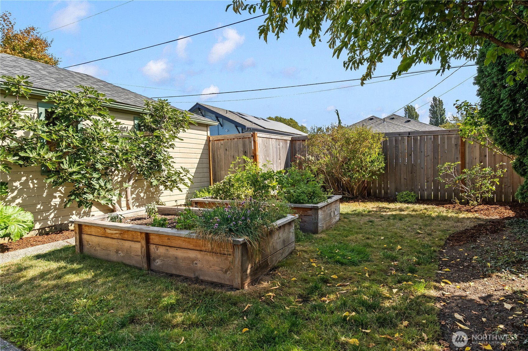 2208 Jaeger Street Property Photo 23